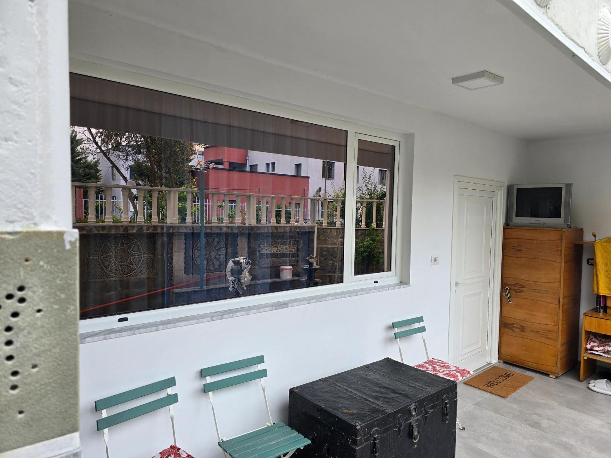 Cozy With Garden Apartment *